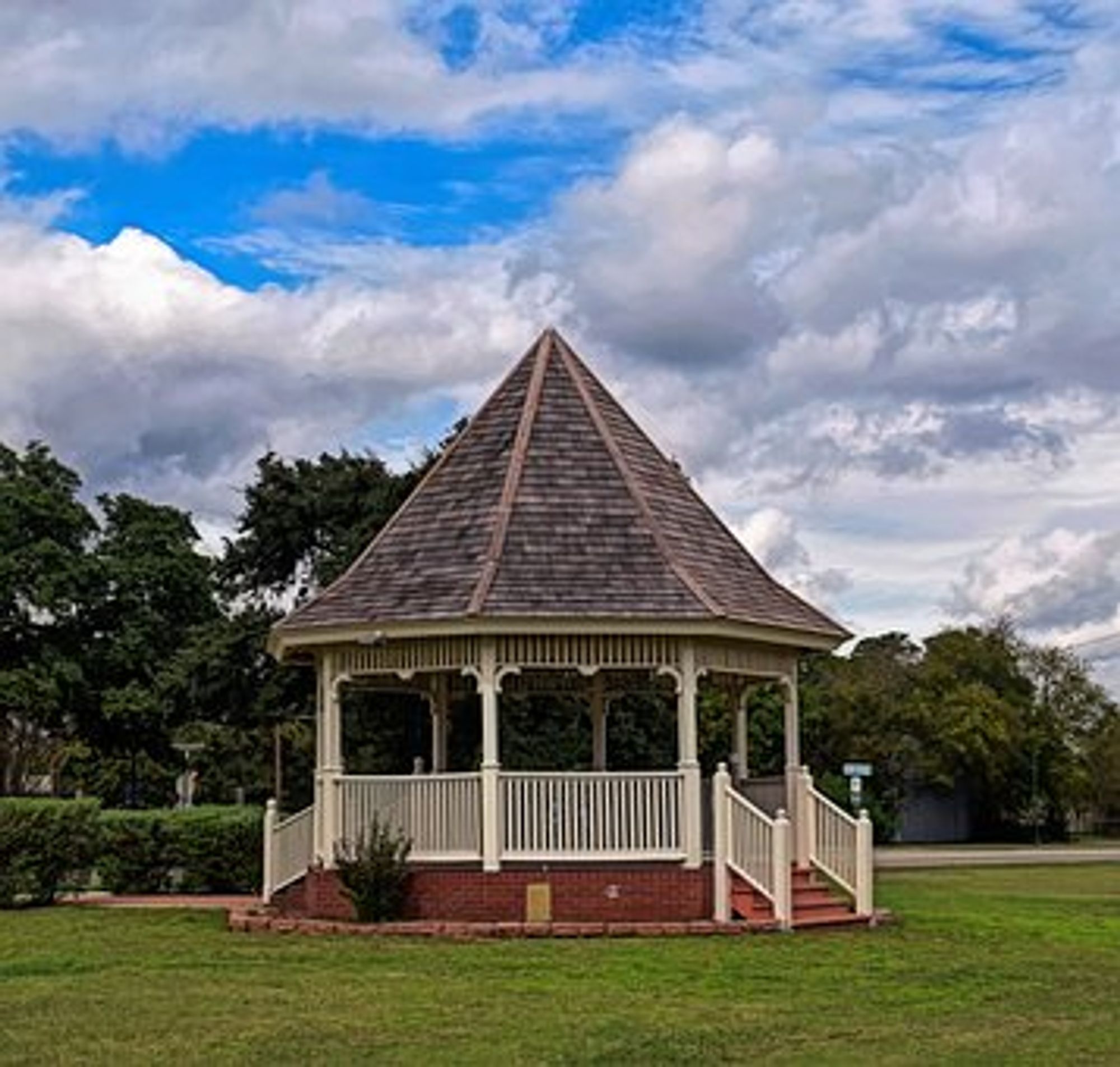 Large Gazebo The Complete Buying Guide